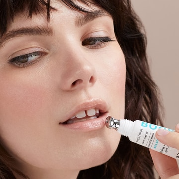 Hyaluronic Acid + Peptide Lip Booster