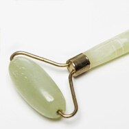 Can Jade Rollers Really Help Skin?