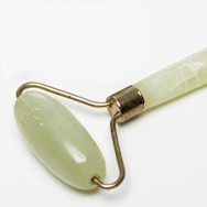 Can Jade Rollers Really Help Skin?