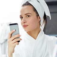 Does a Cell Phone’s Blue Light Hurt Your Skin?