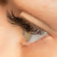 Eyelash Extensions Pros & Cons - Are They Right for You?